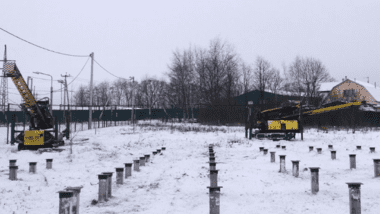 Под крышей дома своего!