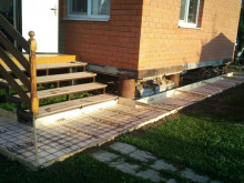 Ремонт и устройство отмостки в Москве