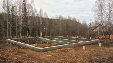 ЗАЧЕМ НУЖНА ОБВЯЗКА СВАЙНОГО ФУНДАМЕНТА?