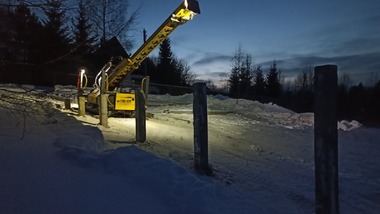 Как сэкономить, строя дом на участке с уклоном?