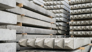 Почему мы работаем именно с железобетонными сваями?