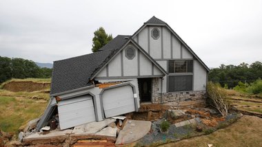 Чем грозит выбор недобросовестных или недостаточно профессиональных подрядчиков, если речь идет о фундаменте?