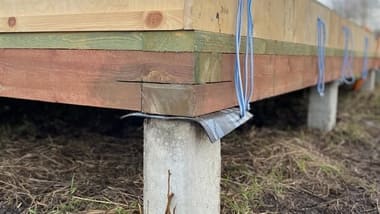 Зачем нужна обвязка свайного фундамента?