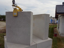 Дома из газобетона. Преимущества и слабые стороны