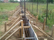 Фундамент для забора вокруг участка