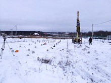 Мороз крепчает, но закаленной команде "35FS" это не мешает создавать для вас надежный и прочный фундамент