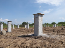 Огромной популярностью сейчас пользуются железобетонные сваи