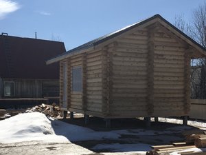 Фундамент для бани из оцилиндрованного бревна