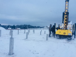 Фундамент для бревенчатого дома в деревне Каменное