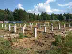 Фундамент для дома из бревна в деревне Дятлово