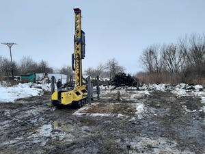 Свайный фундамент под бревенчатый дом с мансардой