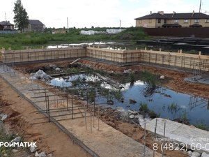 Фундамент для кирпичного коттеджа в деревне Брусилово