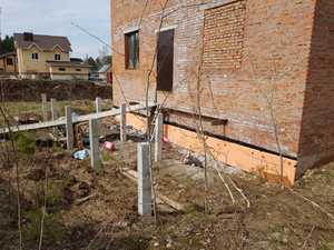 Фундамент для крыльца и террасы к кирпичному дому в поселке Родник