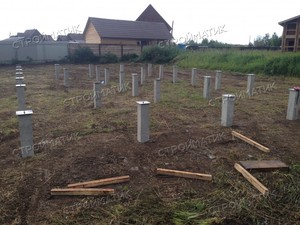 Фундамент для дома из бревна в поселке Красный Яр, СНТ Звездное