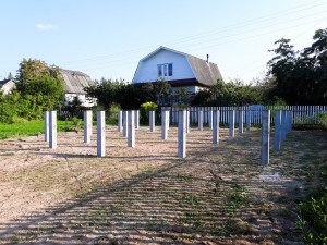 Свайный Ж/Б фундамент для загородного дома из СИП- панелей (Борский р-он, д.Киселиха)