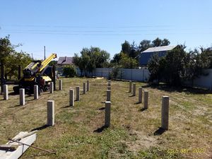 Свайный фундамент под сруб из бревна