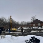 Свайный фундамент под бревенчатый дом с мансардой